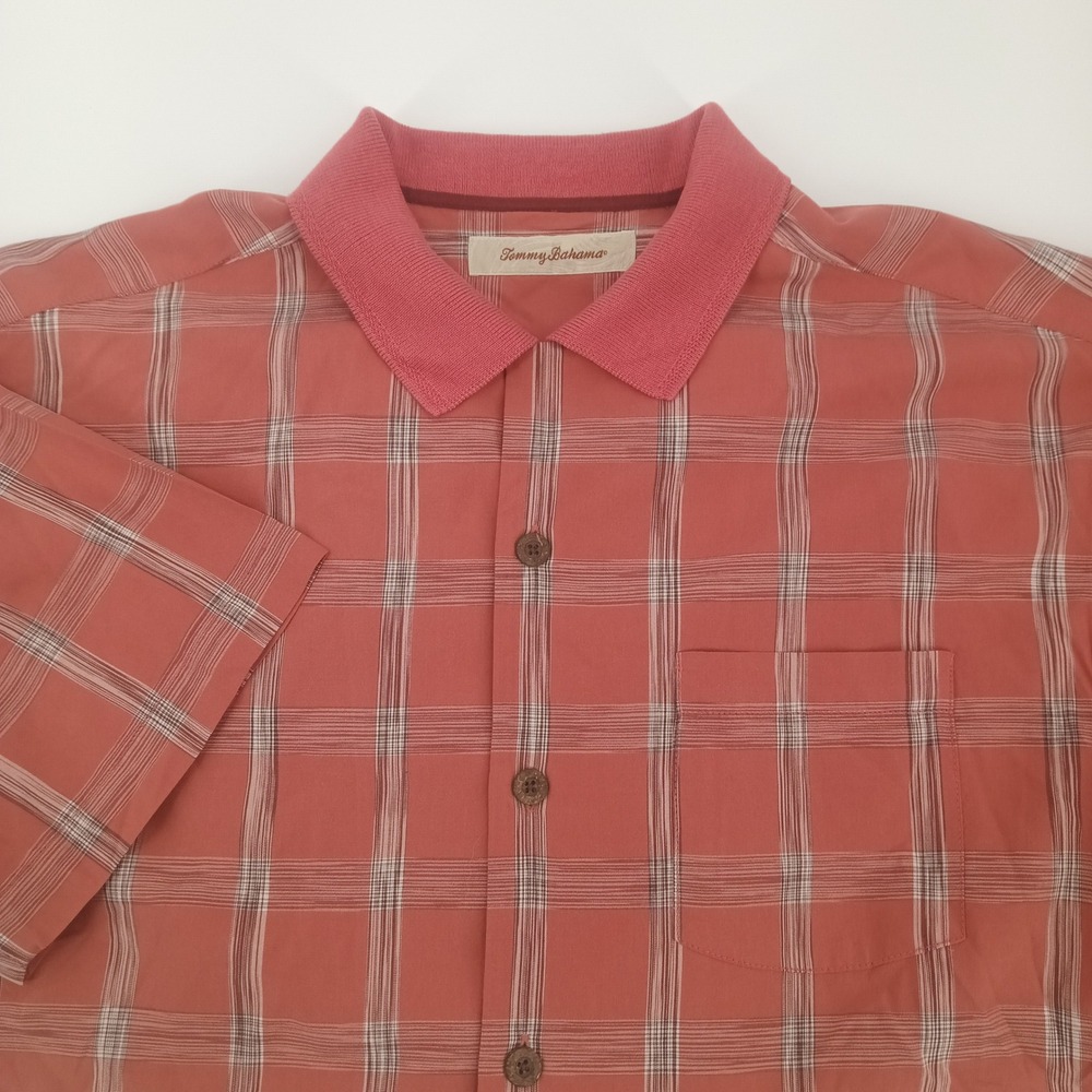 Tommy Bahama Mens M Silk Plaid Button Up Shirt Coral Pink Short Sleeve Pocket